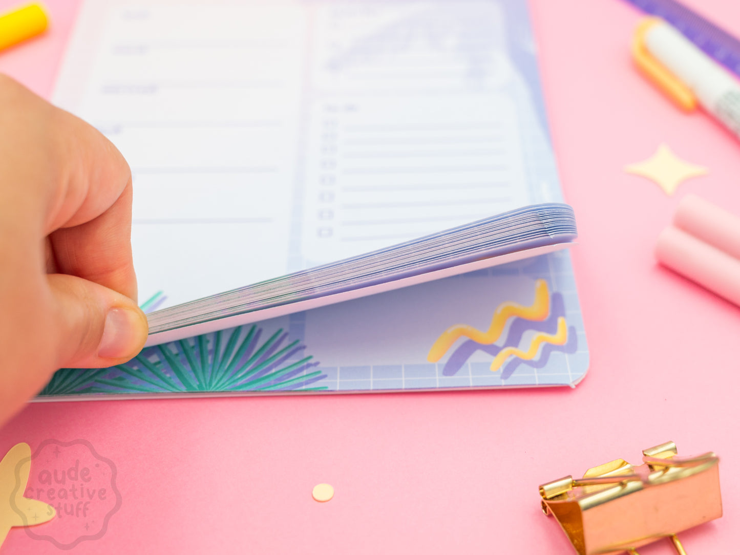Planner Hebdomadaire 90s Pool Side, Format 21x15 cm, 25 feuilles